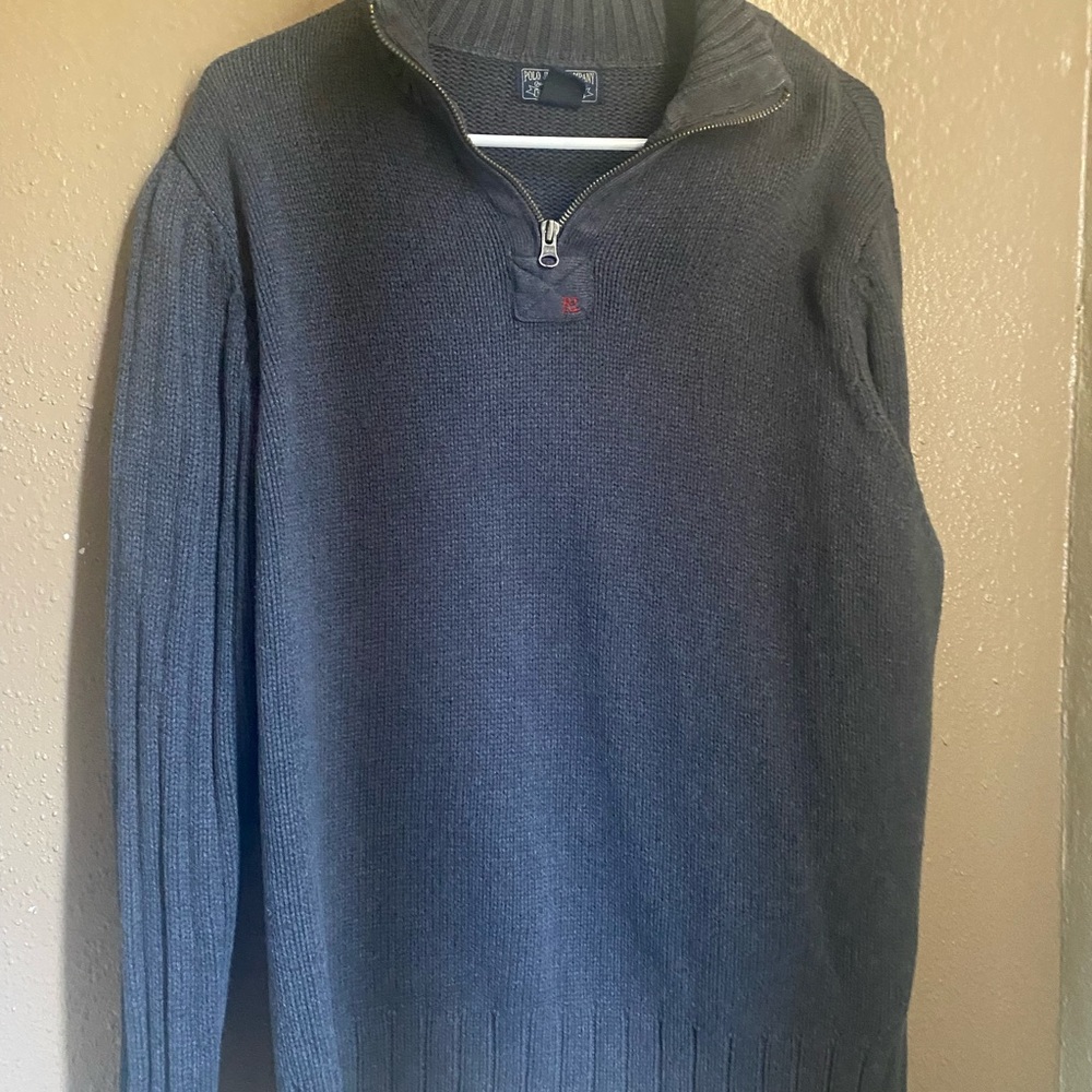 Gray men sweatshirt